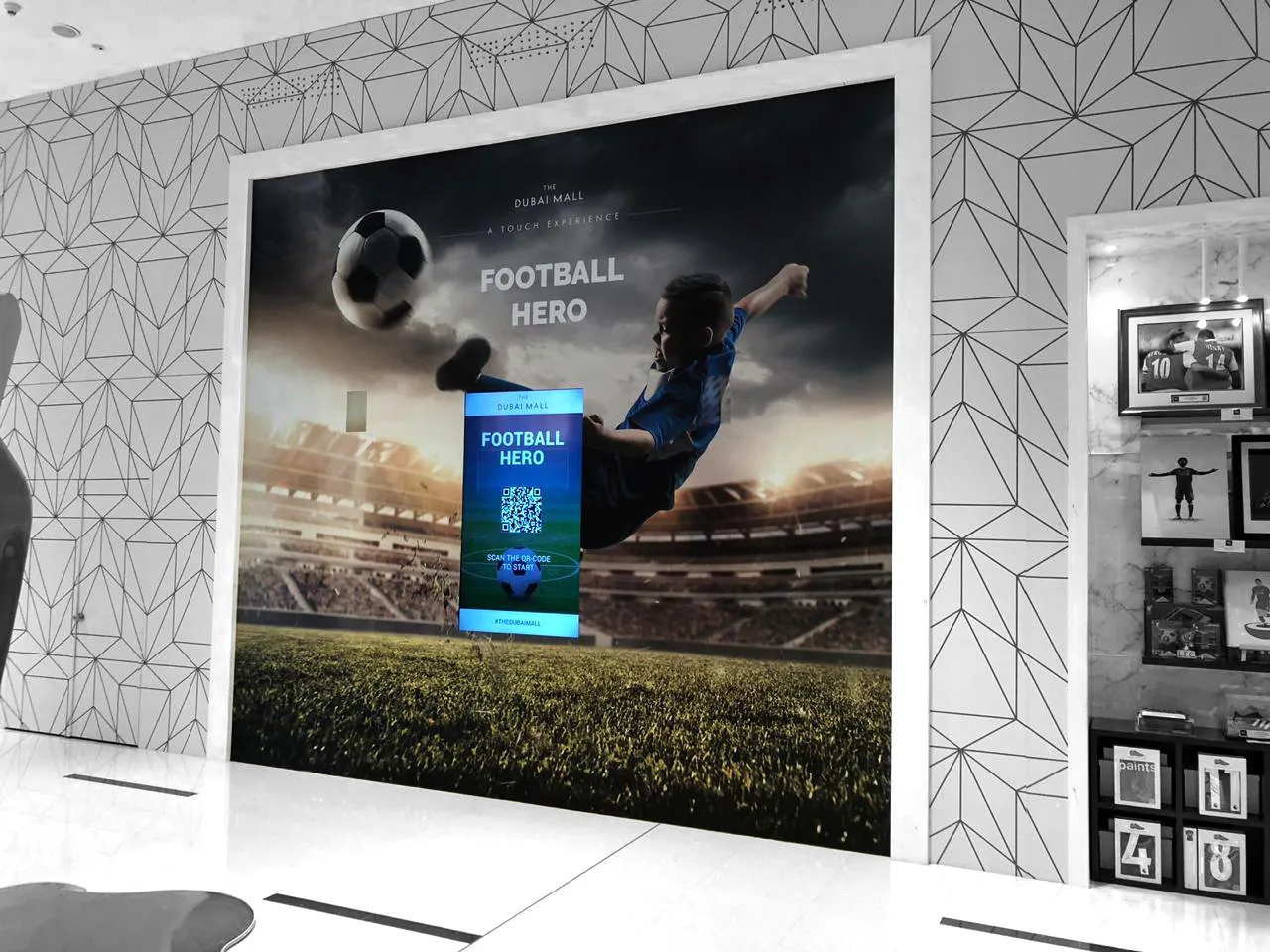 dubai-mall-soccer-activation