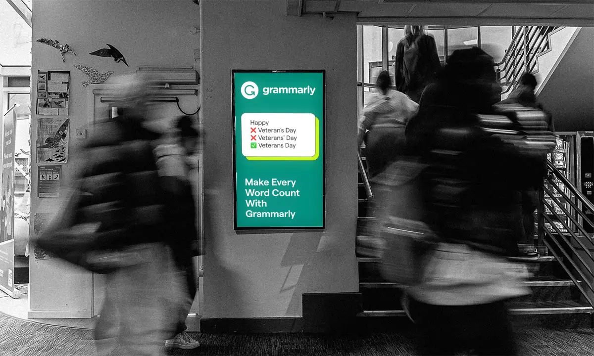 Social Amplifier - on a DOOH screen