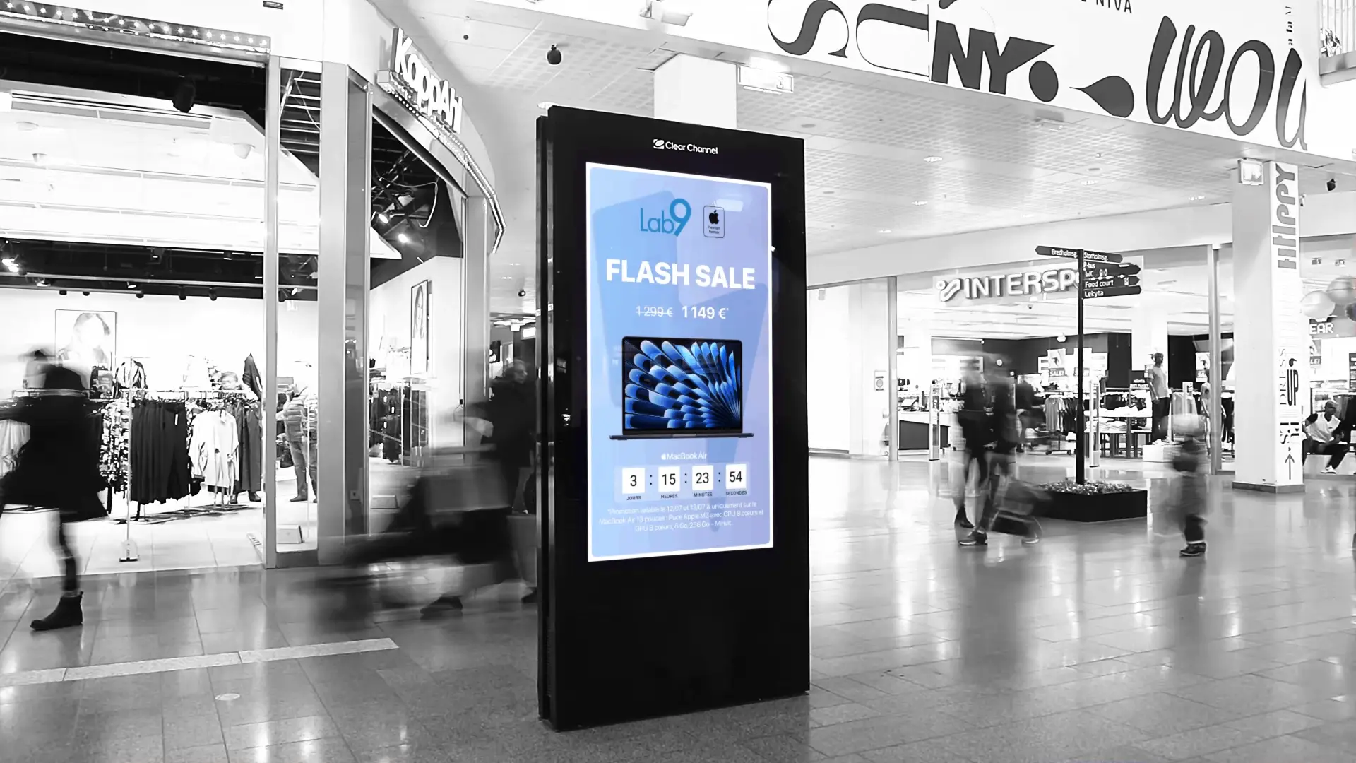 Flash Sale - on a DOOH screen