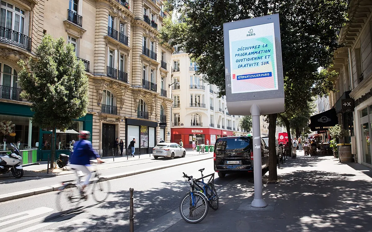 DOOH screens - France
